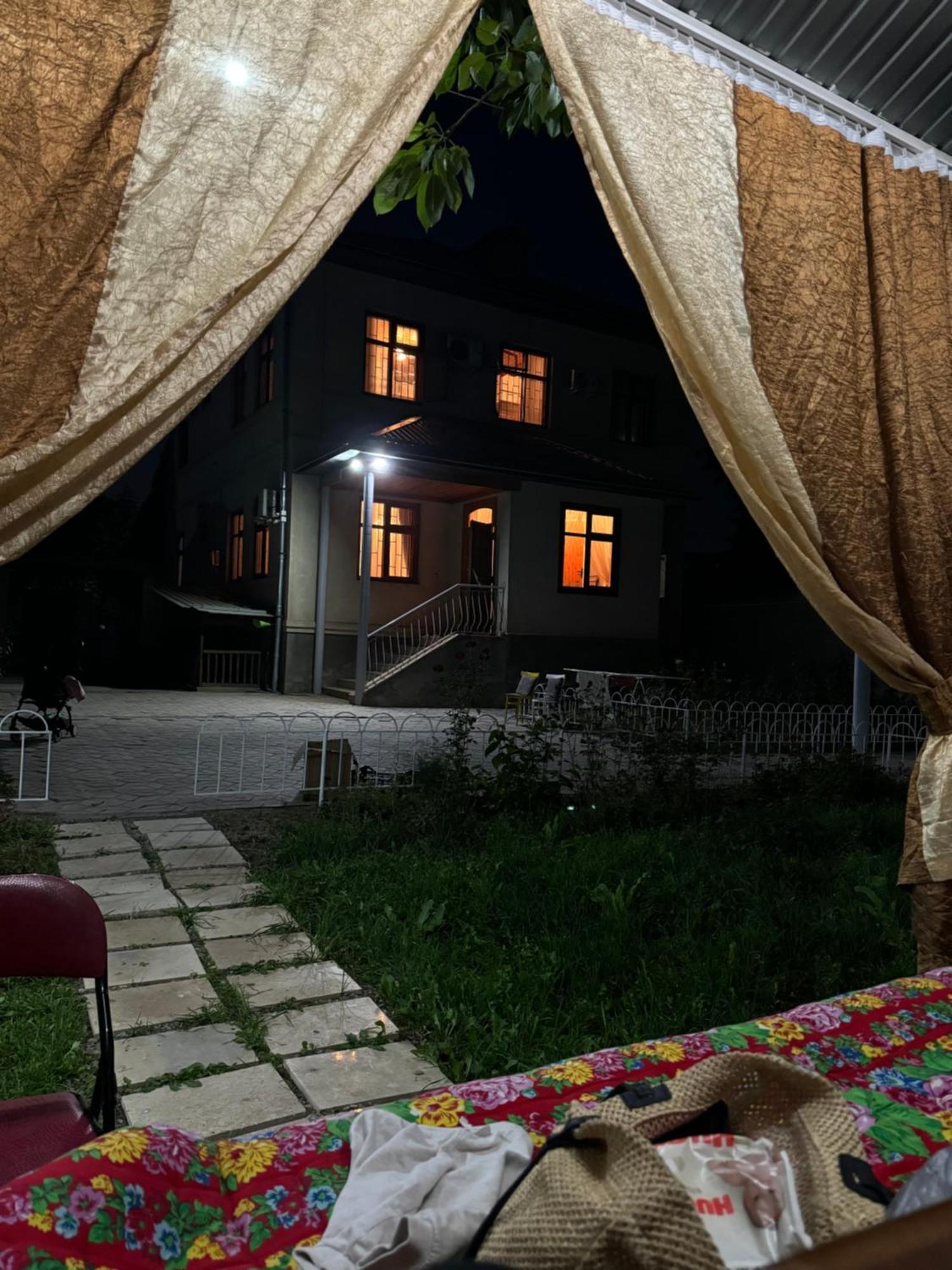 Bed and Breakfast Дом 14 Ош Экстерьер фото