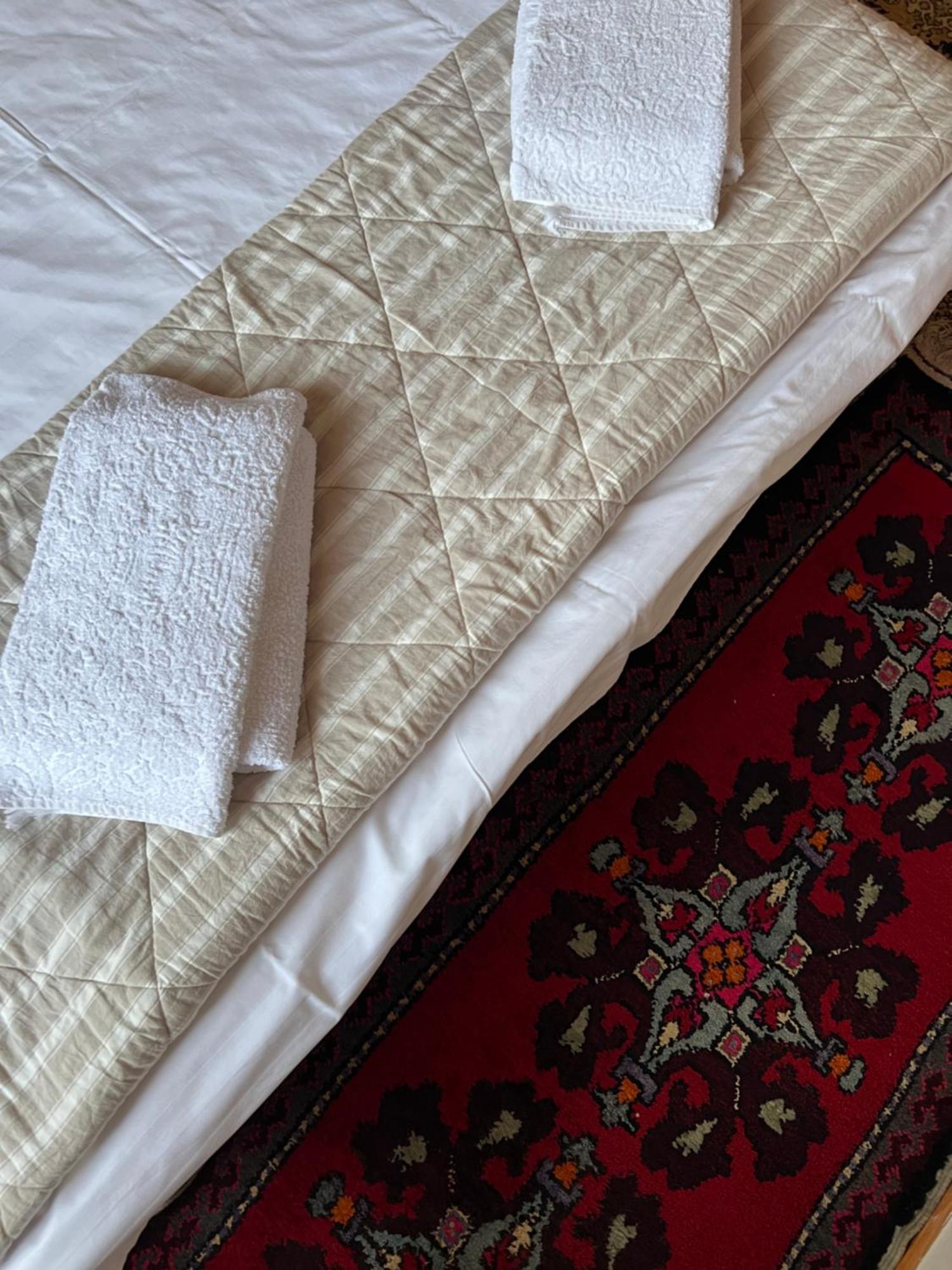 Bed and Breakfast Дом 14 Ош Экстерьер фото